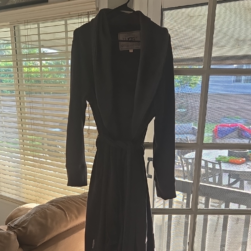 UGG Black Shawl-Collar Women's Robe
